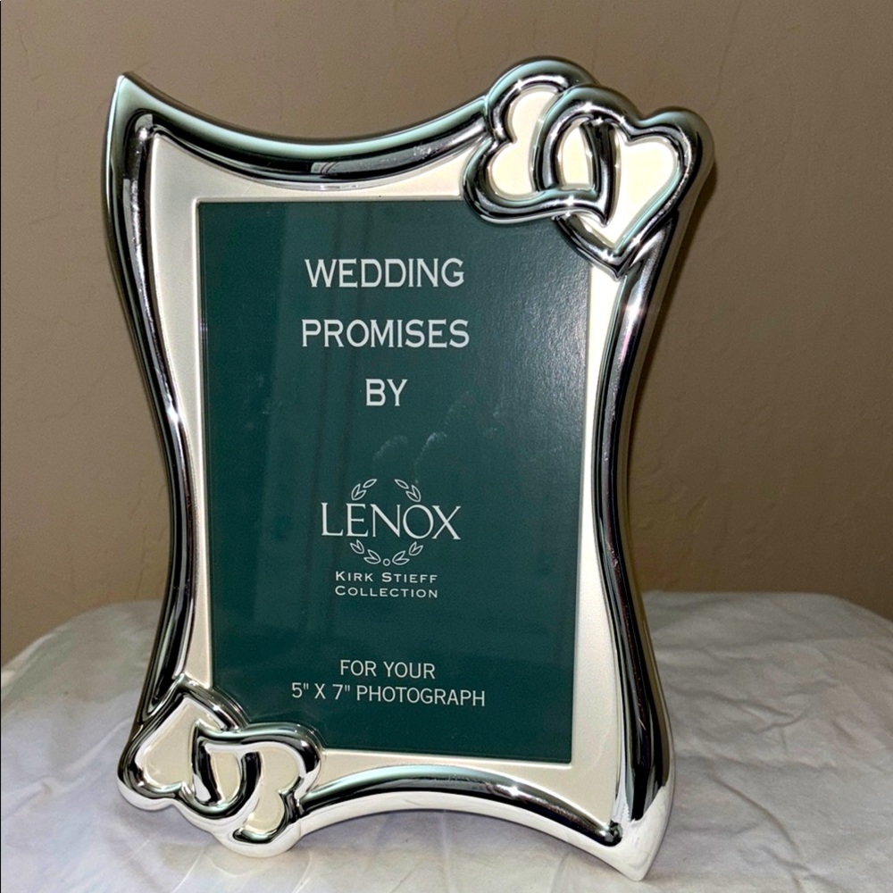 Lenox Silver Heart Accented Picture Frame